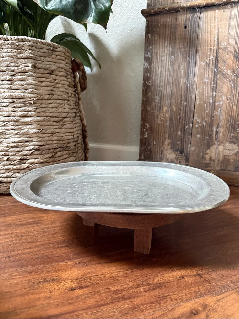 Vintage Wilton Columbia PA Cast Aluminum Oval Serving Platter 1972 USA RWP